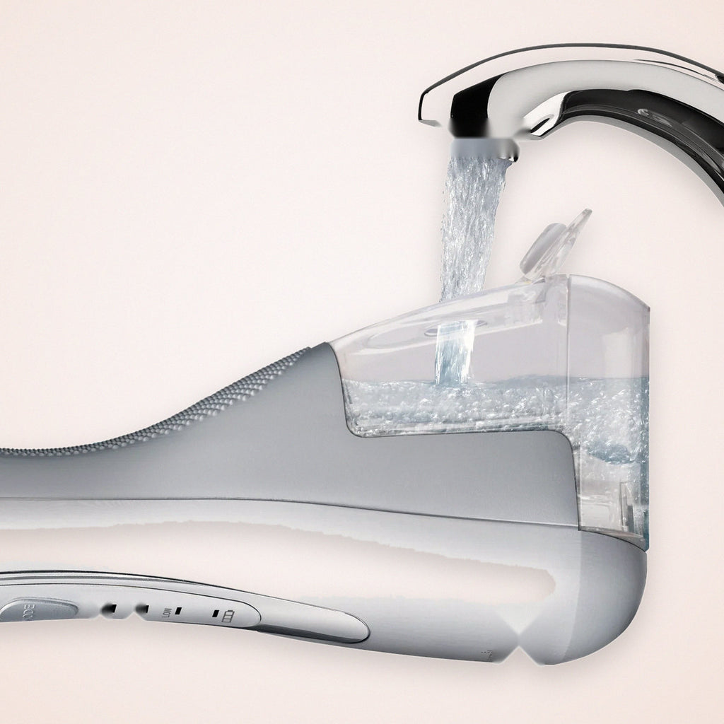 Cordless Rechargeable Water Flosser with Magnetic Charging and Travel Bag, photo 4